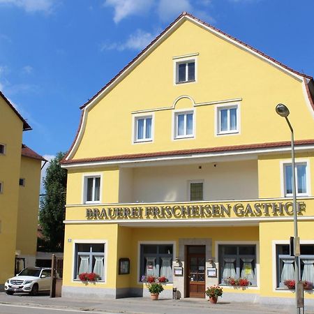 Brauerei Und Gasthof Frischeisen Кельгайм Екстер'єр фото