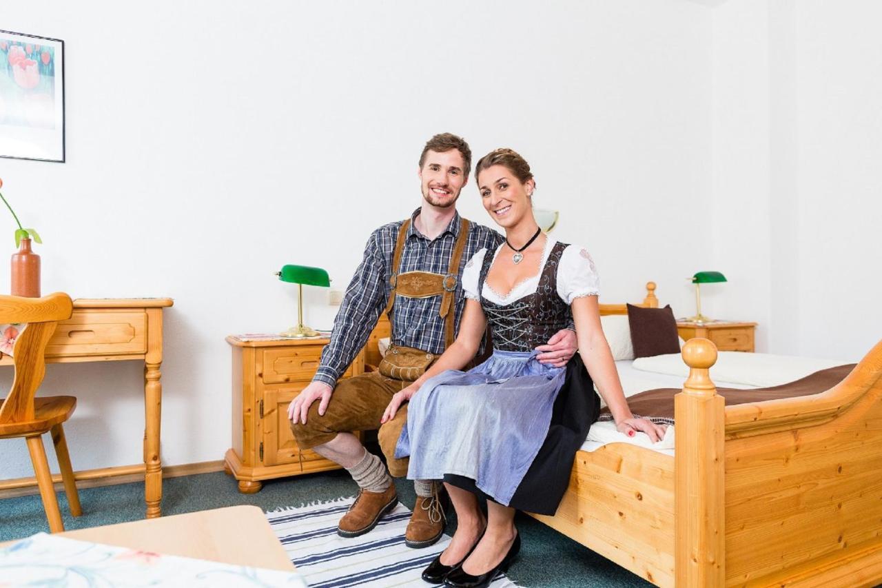 Brauerei Und Gasthof Frischeisen Кельгайм Екстер'єр фото